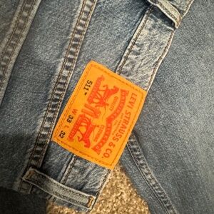 511 Levi’s 33x32
